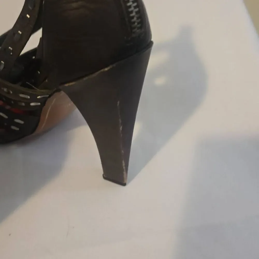Charles Jourdan Brownish Gray Leather Sandals w/Heels, Flat Studs, Size 9, NEW
